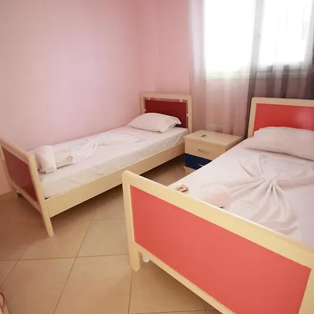 Roel Apartment *