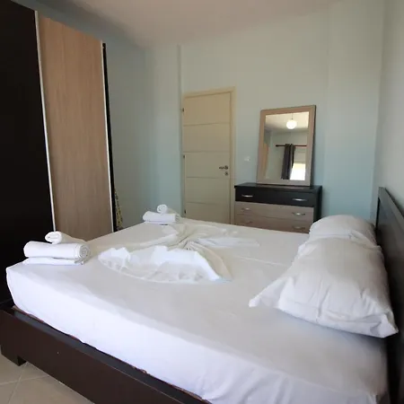 Apartment Roel Sarande