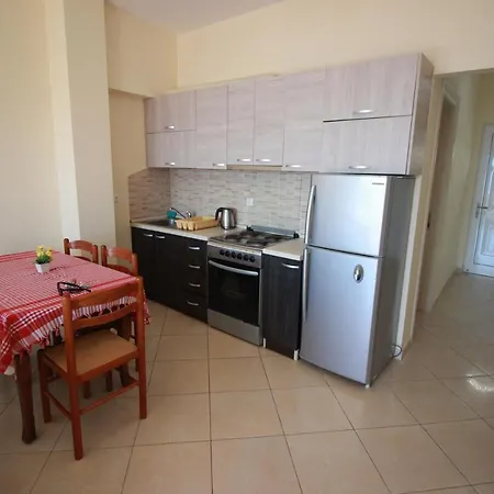 Roel Apartment
