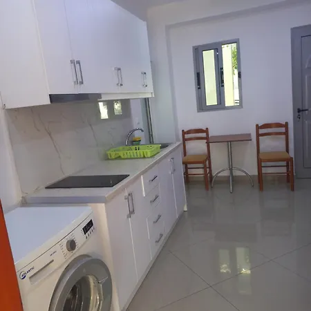 Roel Apartment